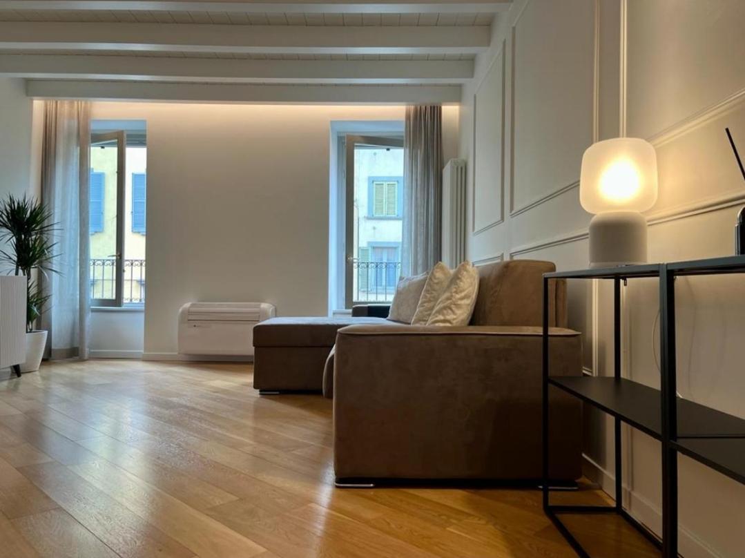 Suite Moroni Apartment Бергамо Экстерьер фото